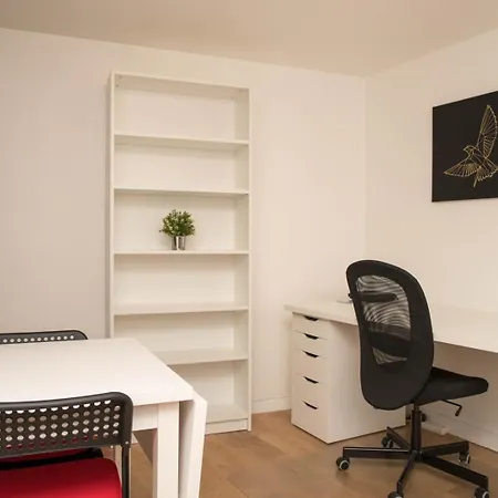 Au Pied De La Cathedrale De Apartment *